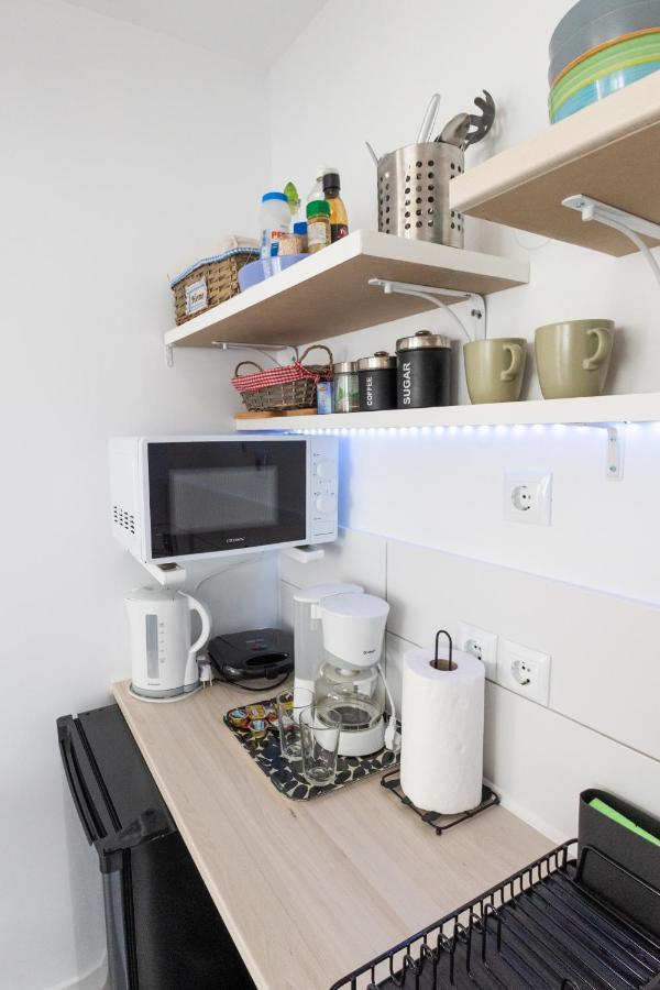 Cozy Studio, Near Airport & Sea Apartment Porto Rafti Bagian luar foto