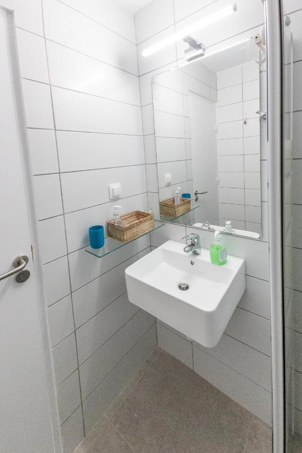 Cozy Studio, Near Airport & Sea Apartment Porto Rafti Bagian luar foto